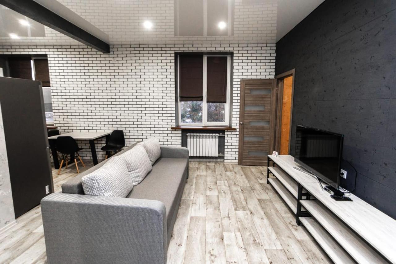 Loft Apartment On Svobody Kamianske Extérieur photo